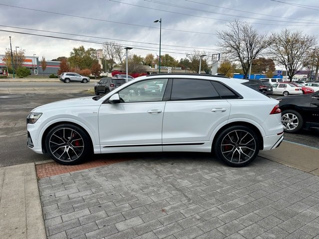 Used 2021 Audi Q8 Prestige image 4