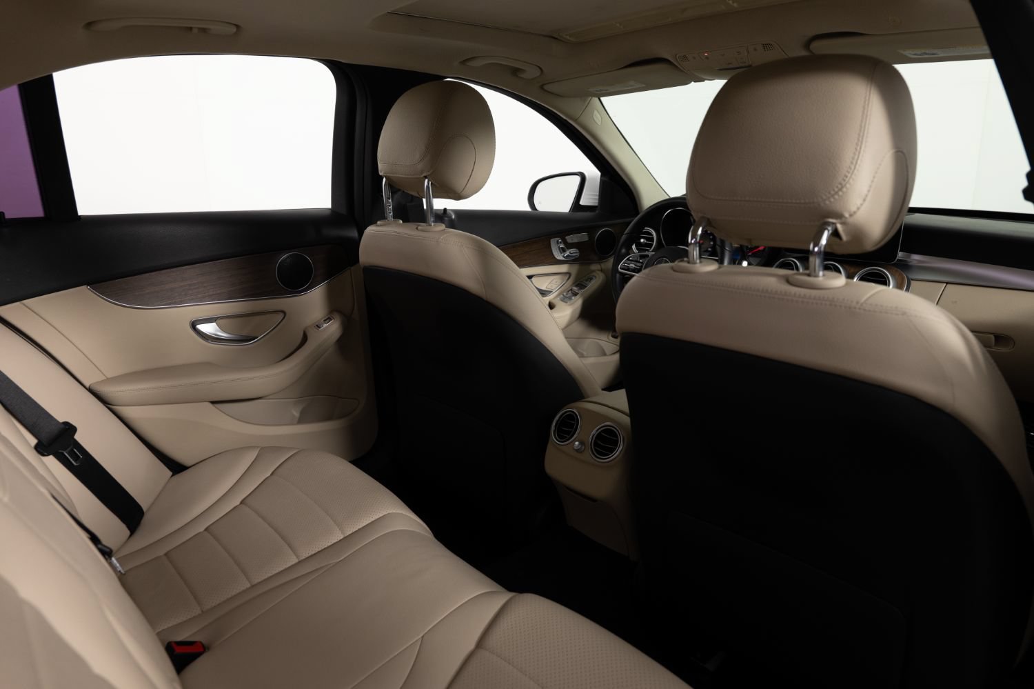 Used 2019 Mercedes-Benz C 300 Sedan image 23