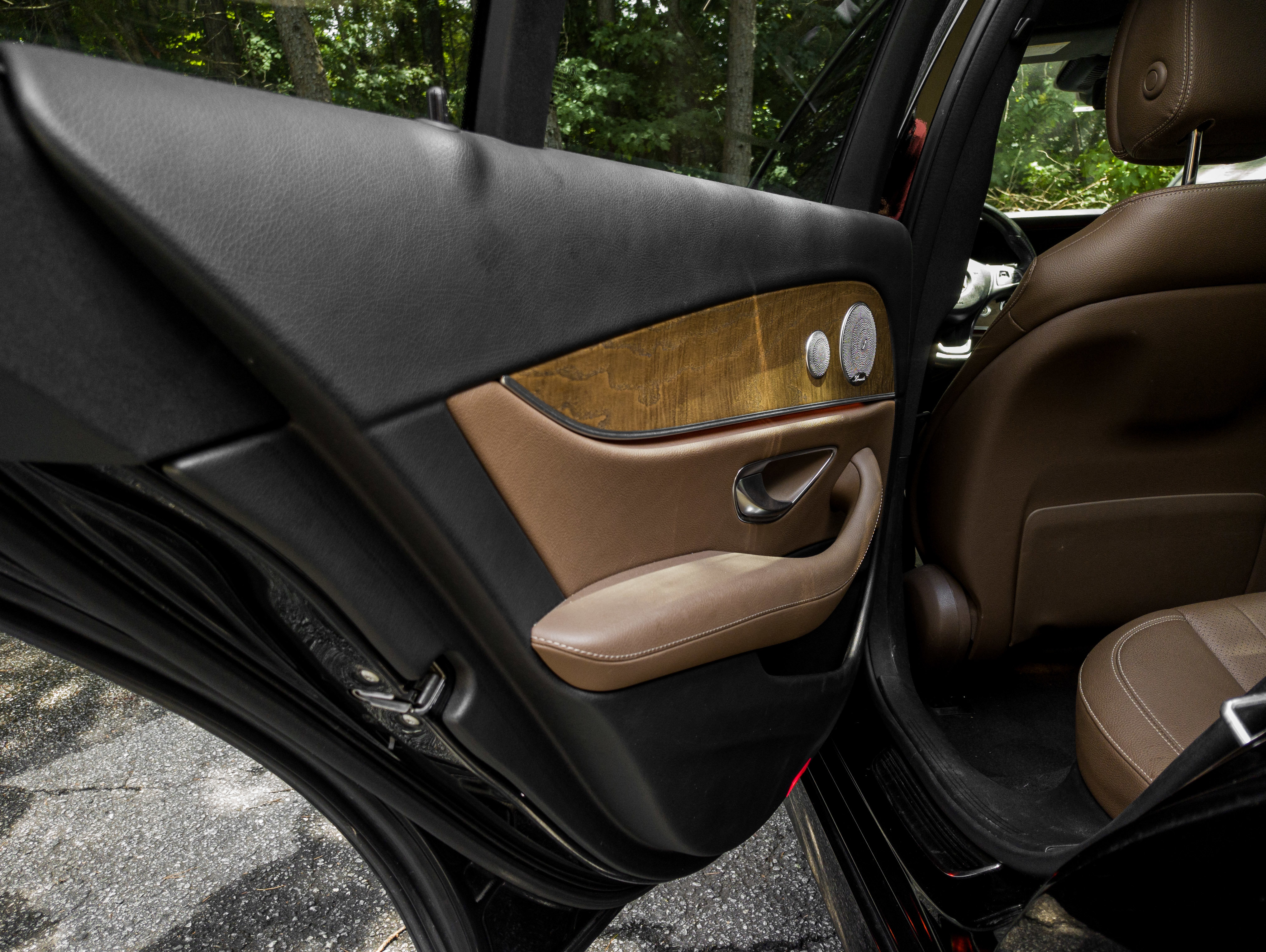 Used 2017 Mercedes-Benz E 300 4MATIC image 17