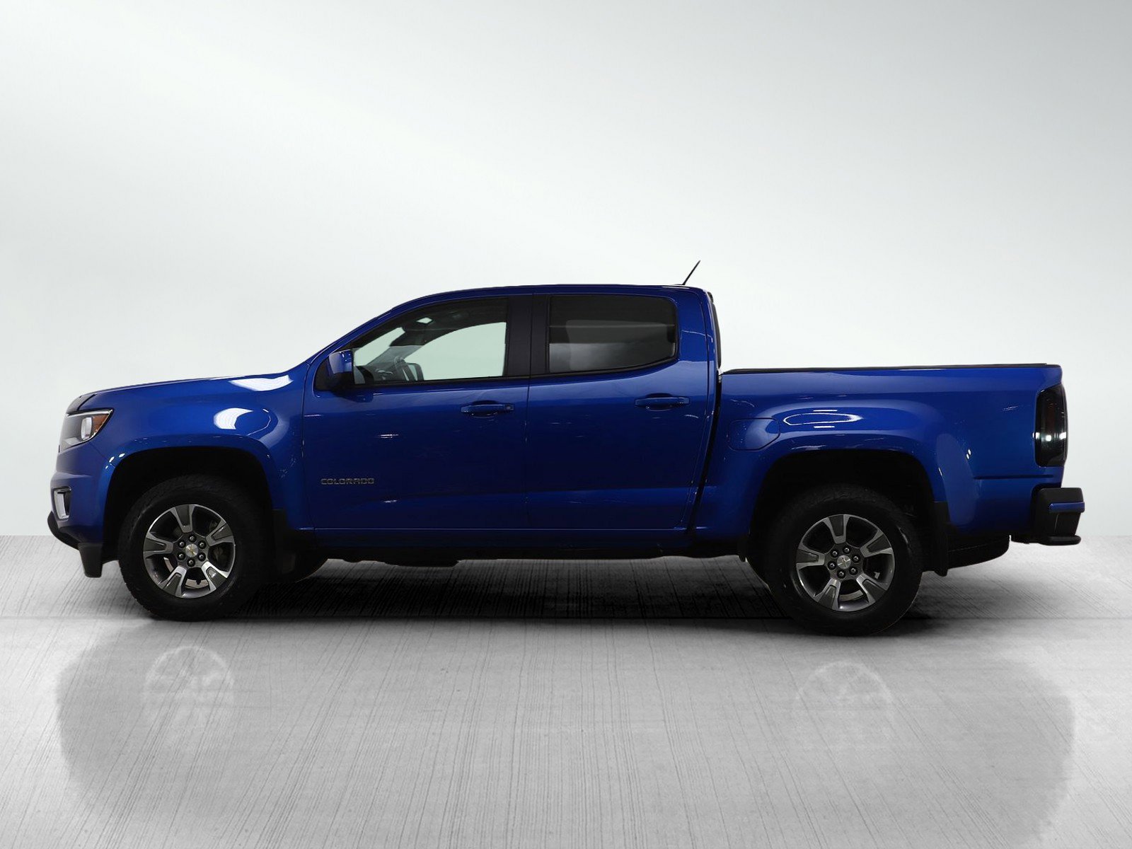 Used 2019 Chevrolet Colorado Z71 image 2