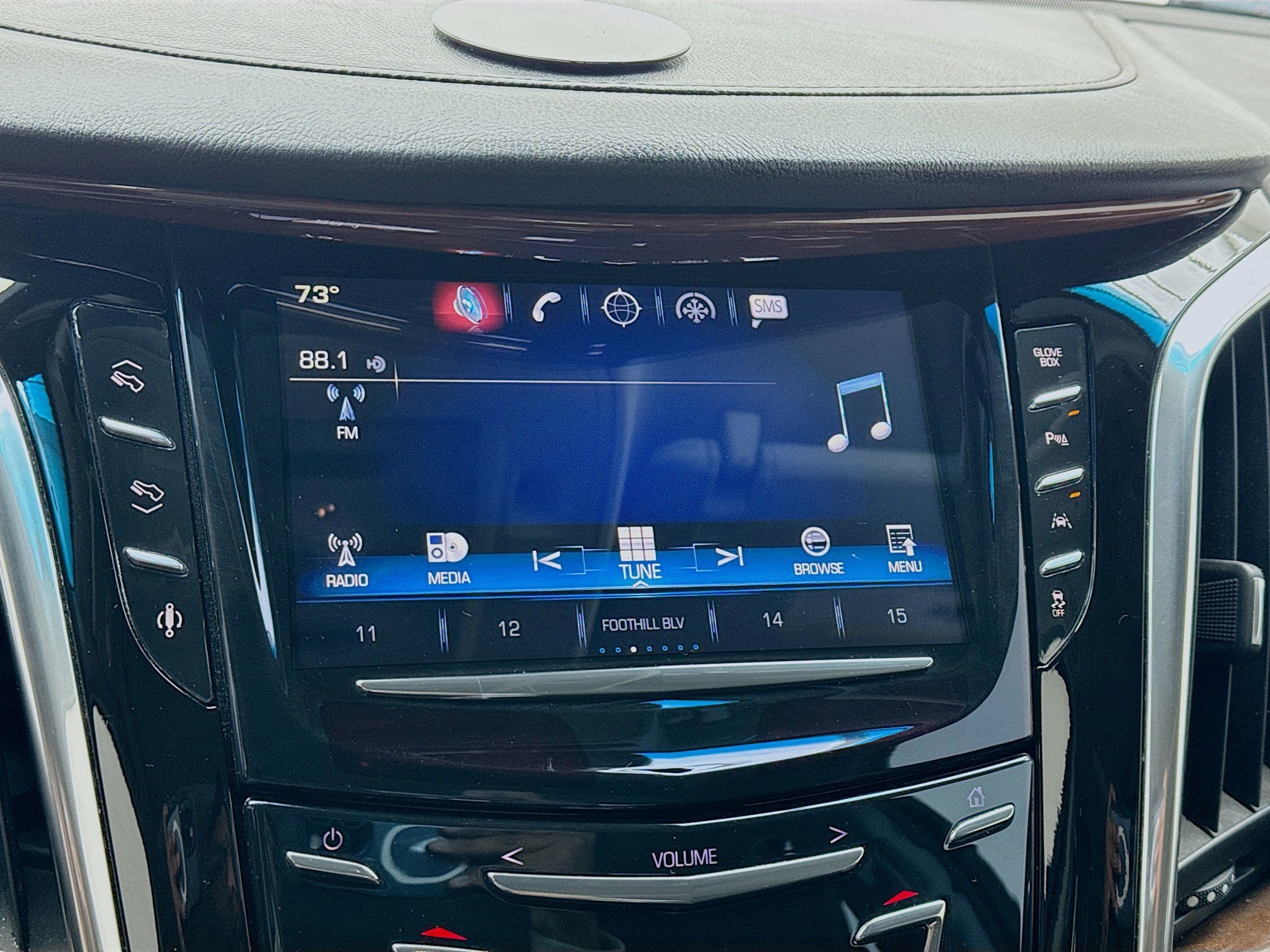 Used 2016 Cadillac Escalade Luxury image 11