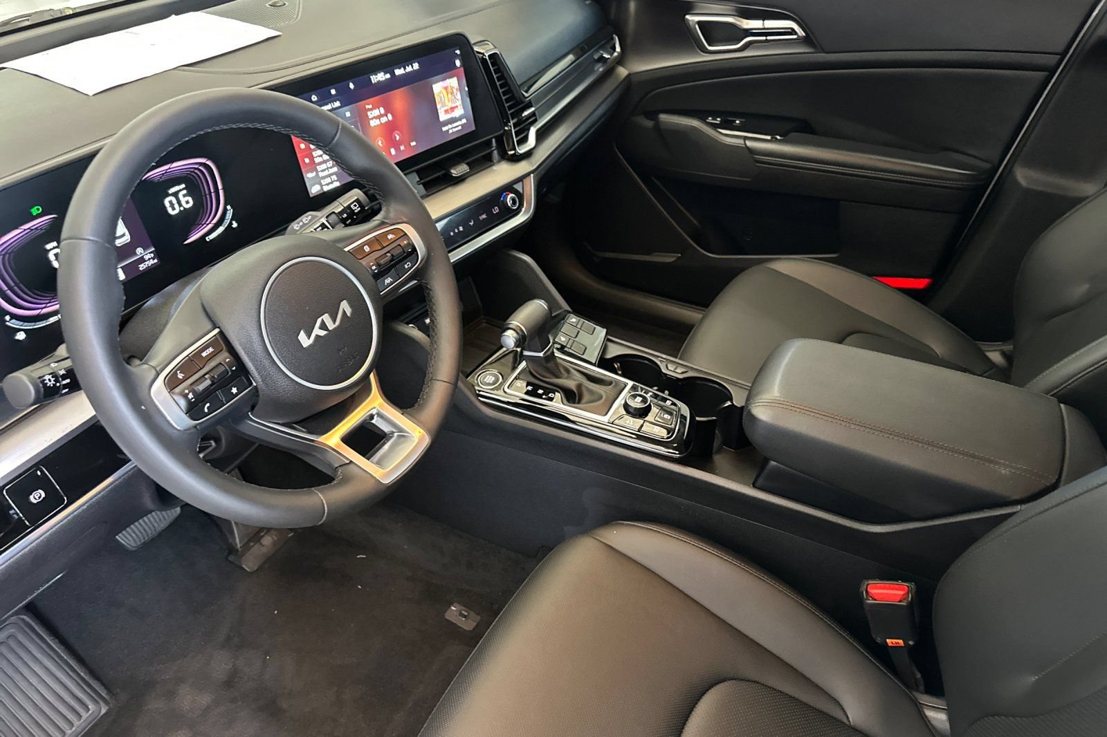 Certified 2023 Kia Sportage EX FWD image 10