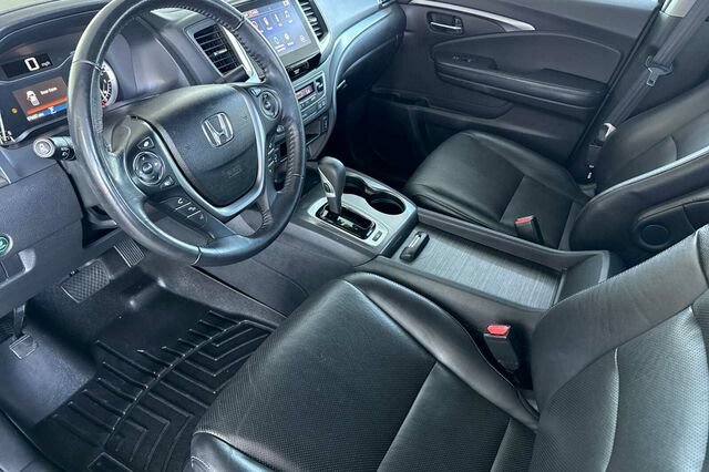 Used 2017 Honda Ridgeline RTL-T image 10