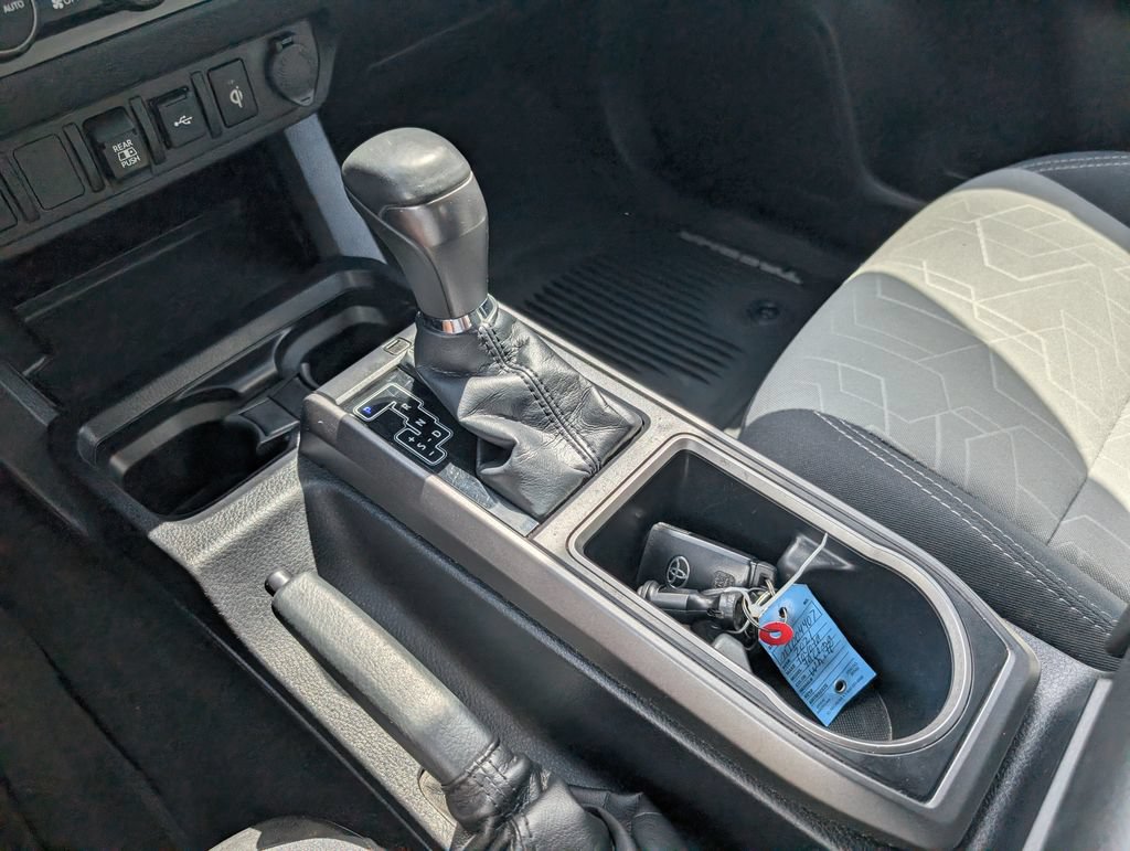 Used 2021 Toyota Tacoma TRD Sport RWD image 18