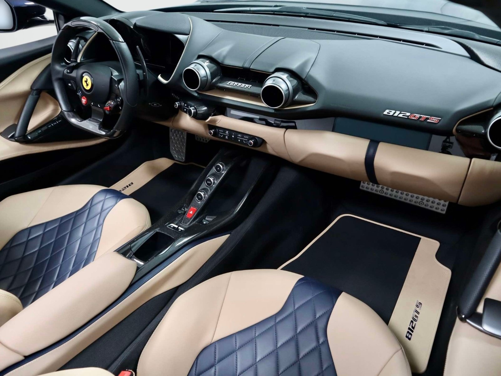 Certified 2023 Ferrari 812 GTS RWD image 13