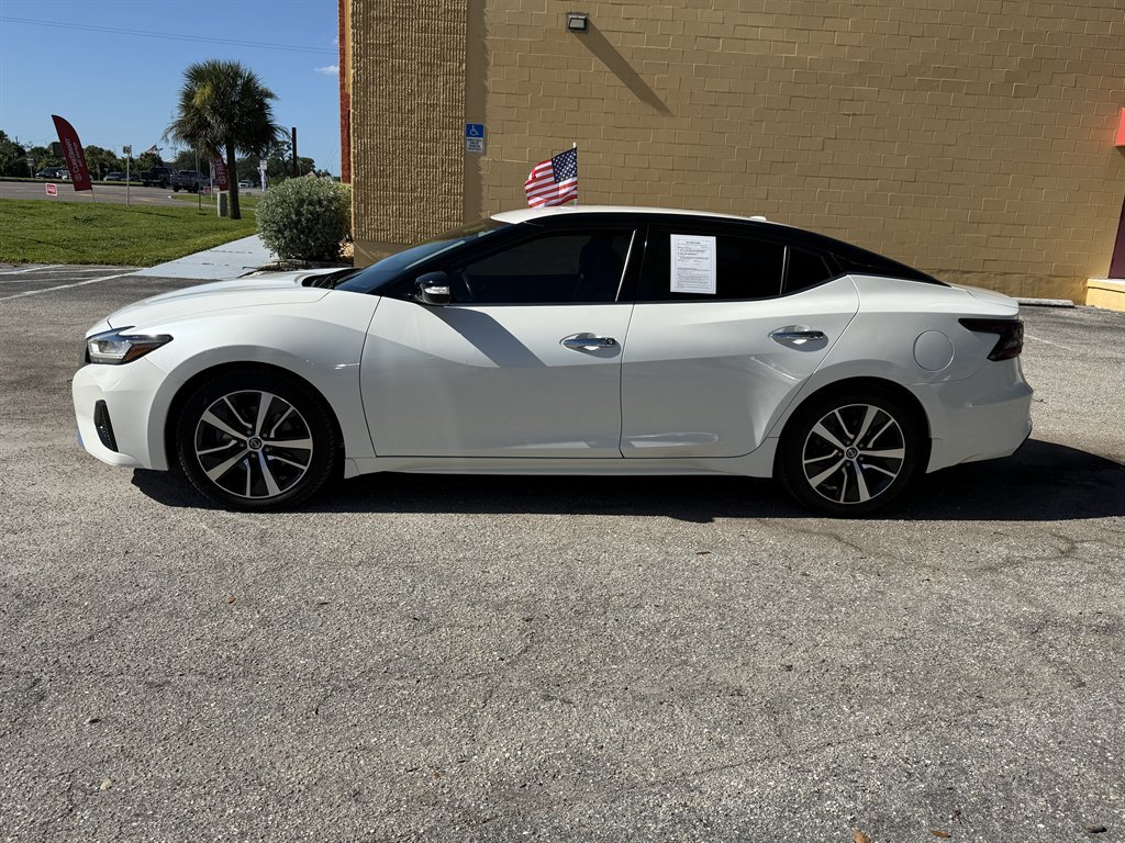 Used 2020 Nissan Maxima 3.5 SV w/ Floor Mat Group FWD image 4