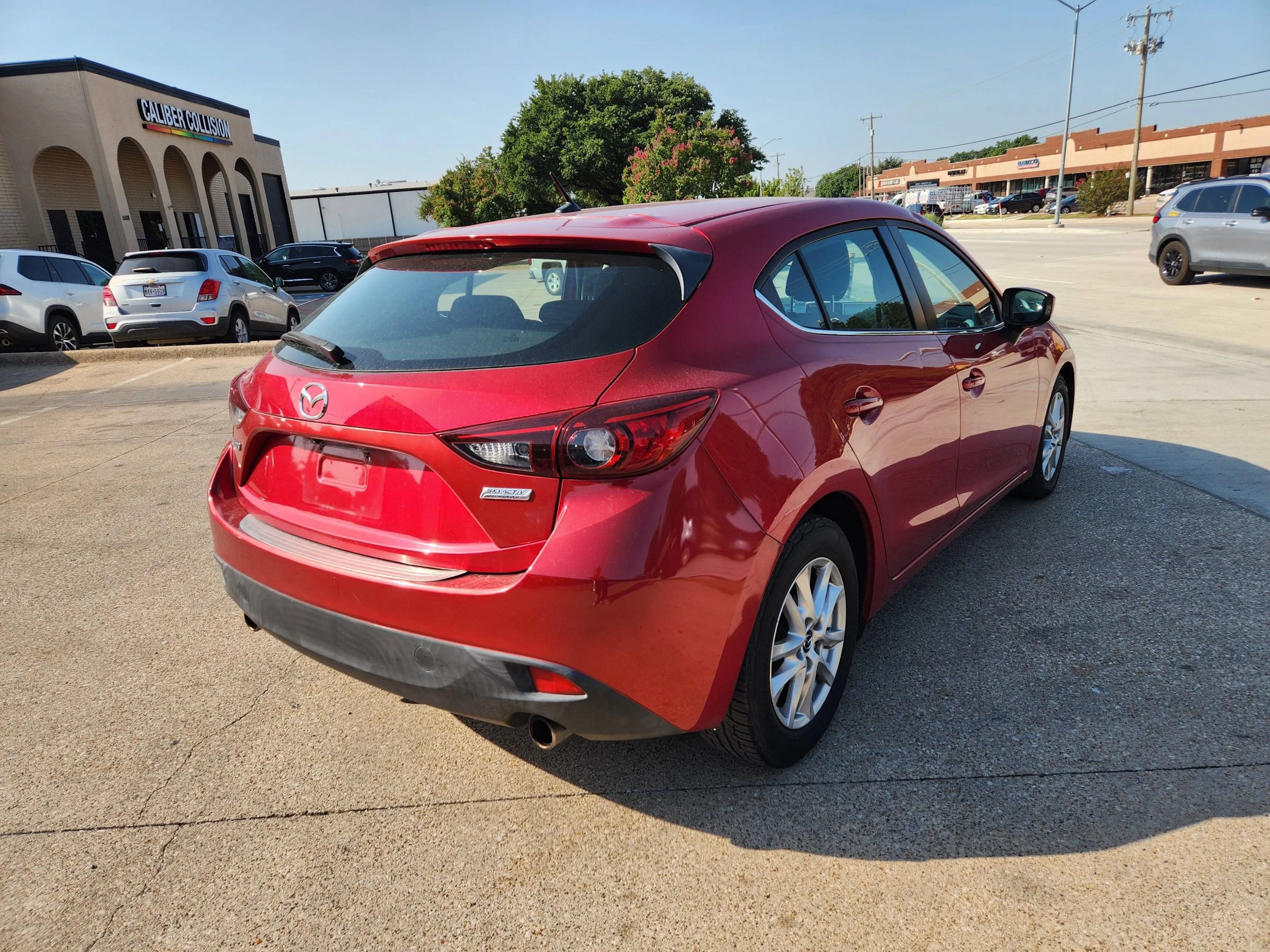 Used 2015 MAZDA MAZDA3 i Touring FWD image 3