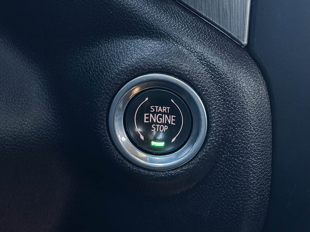 Used 2022 GMC Sierra 2500 Denali w/ Denali Ultimate Package image 29