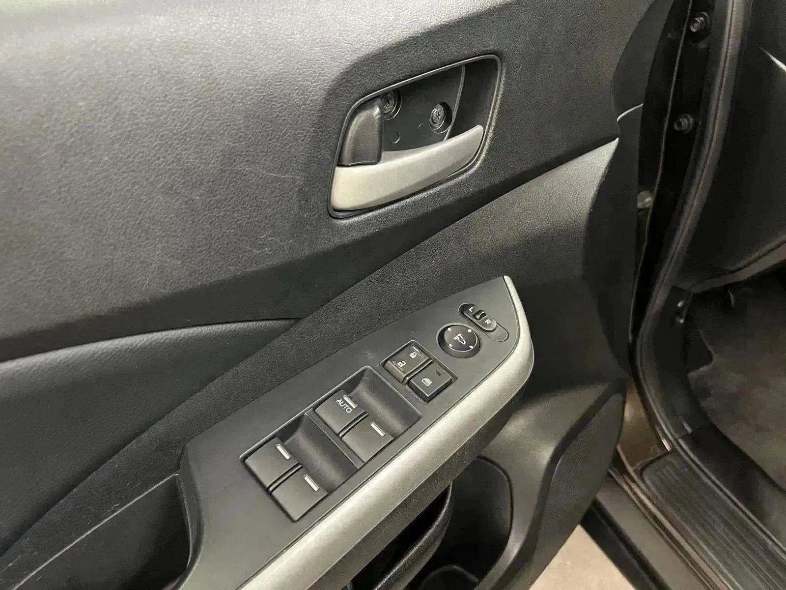 Used 2014 Honda CR-V EX-L image 16