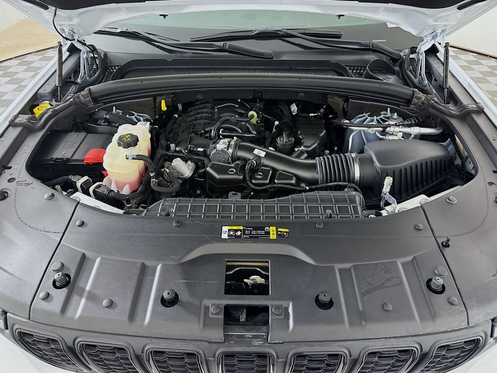 Used 2025 Jeep Grand Cherokee L Altitude image 30