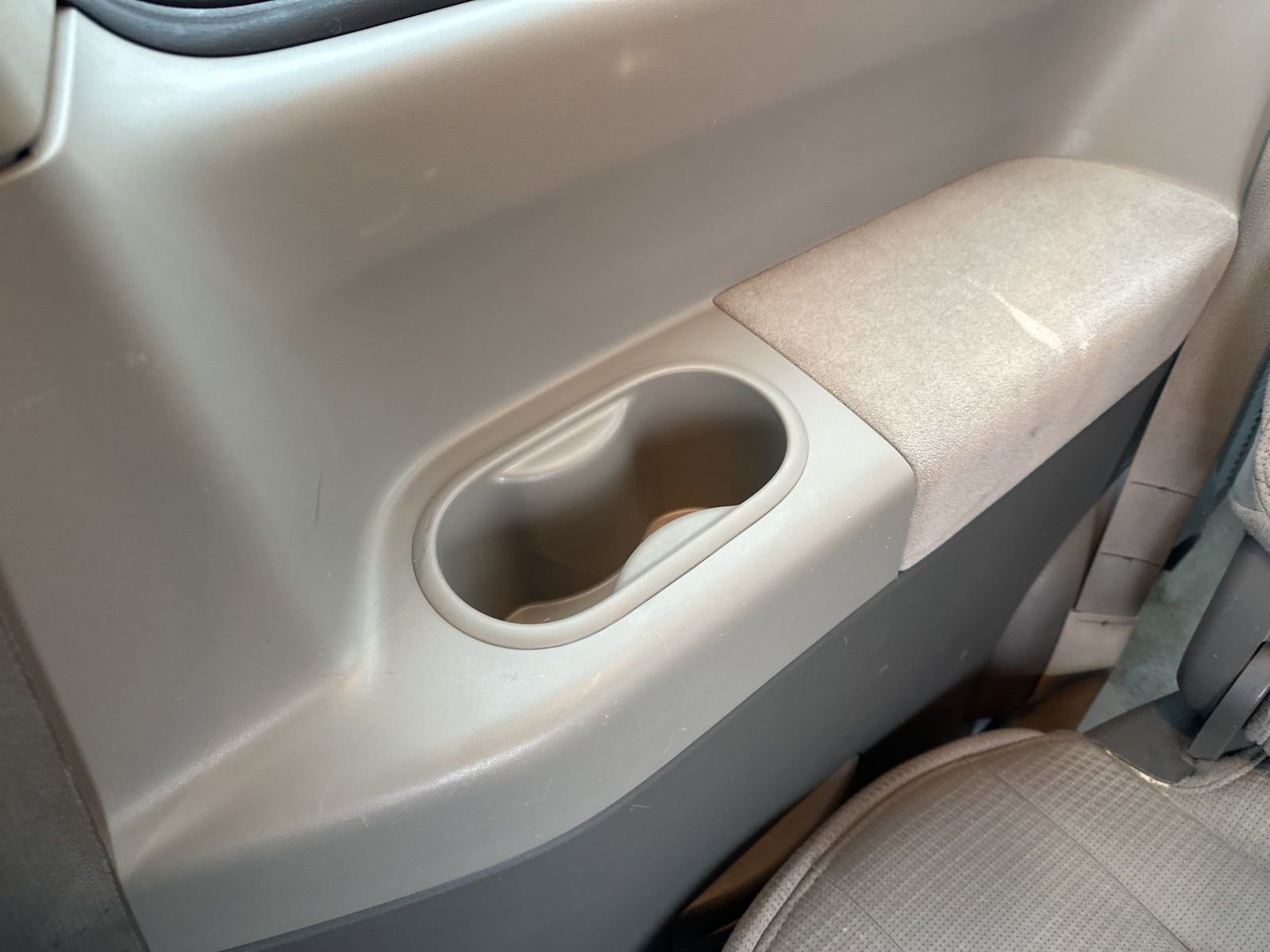 Used 2008 Nissan Quest w/ Seat Pkg image 25