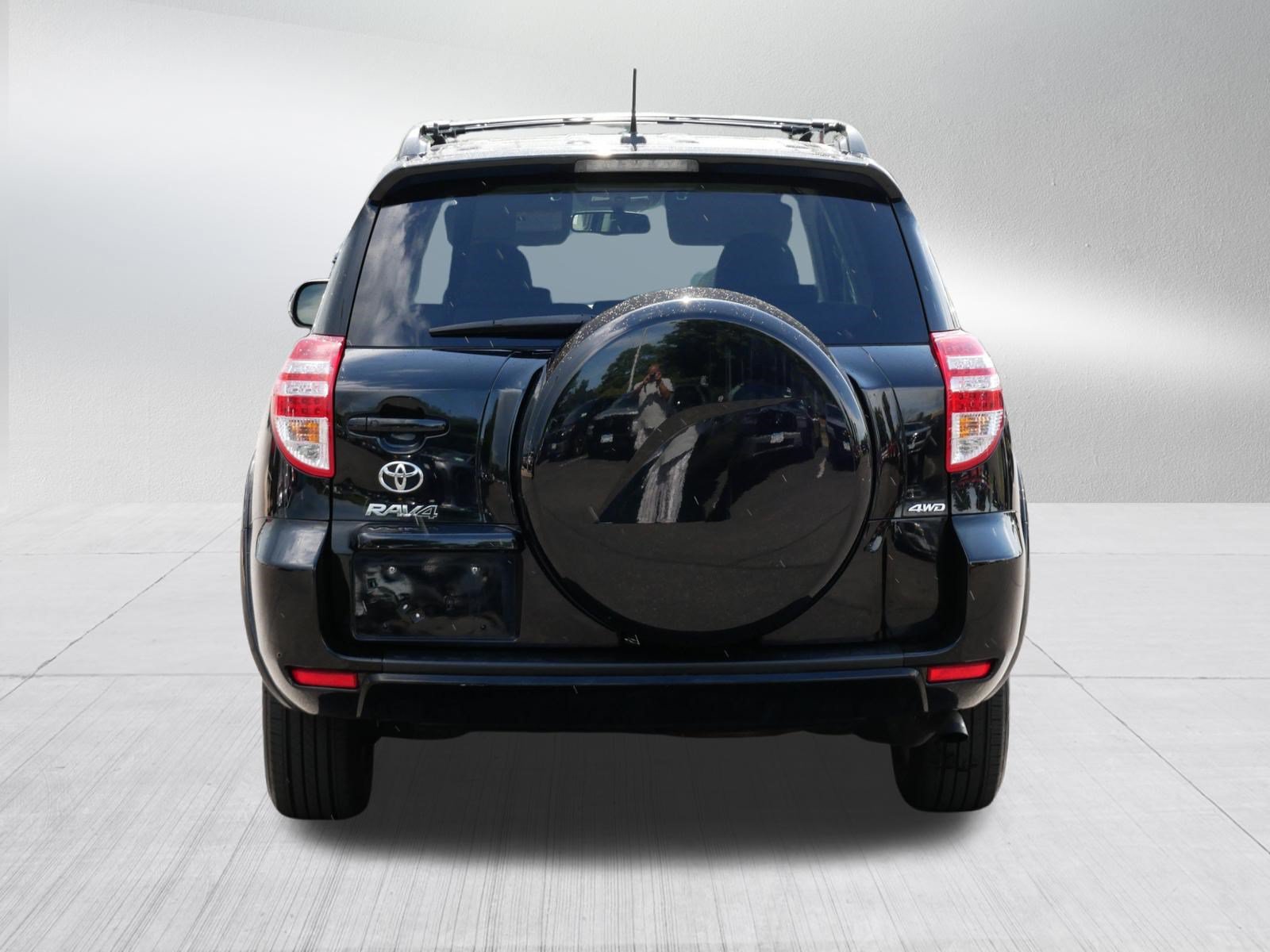 Used 2011 Toyota RAV4 Limited w/ Limited Extra Value Pkg AWD/4WD image 6