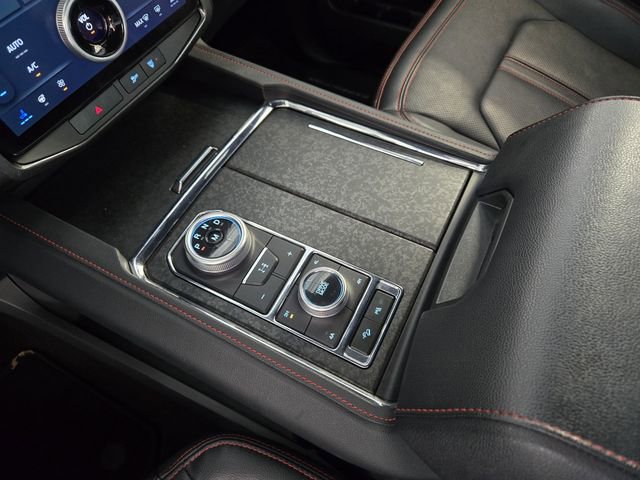 Used 2023 Ford Expedition Max Limited AWD/4WD image 22