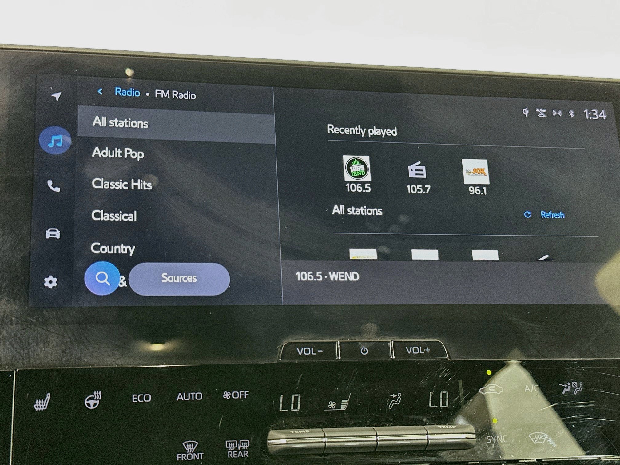 Used 2023 Subaru Solterra AWD image 21