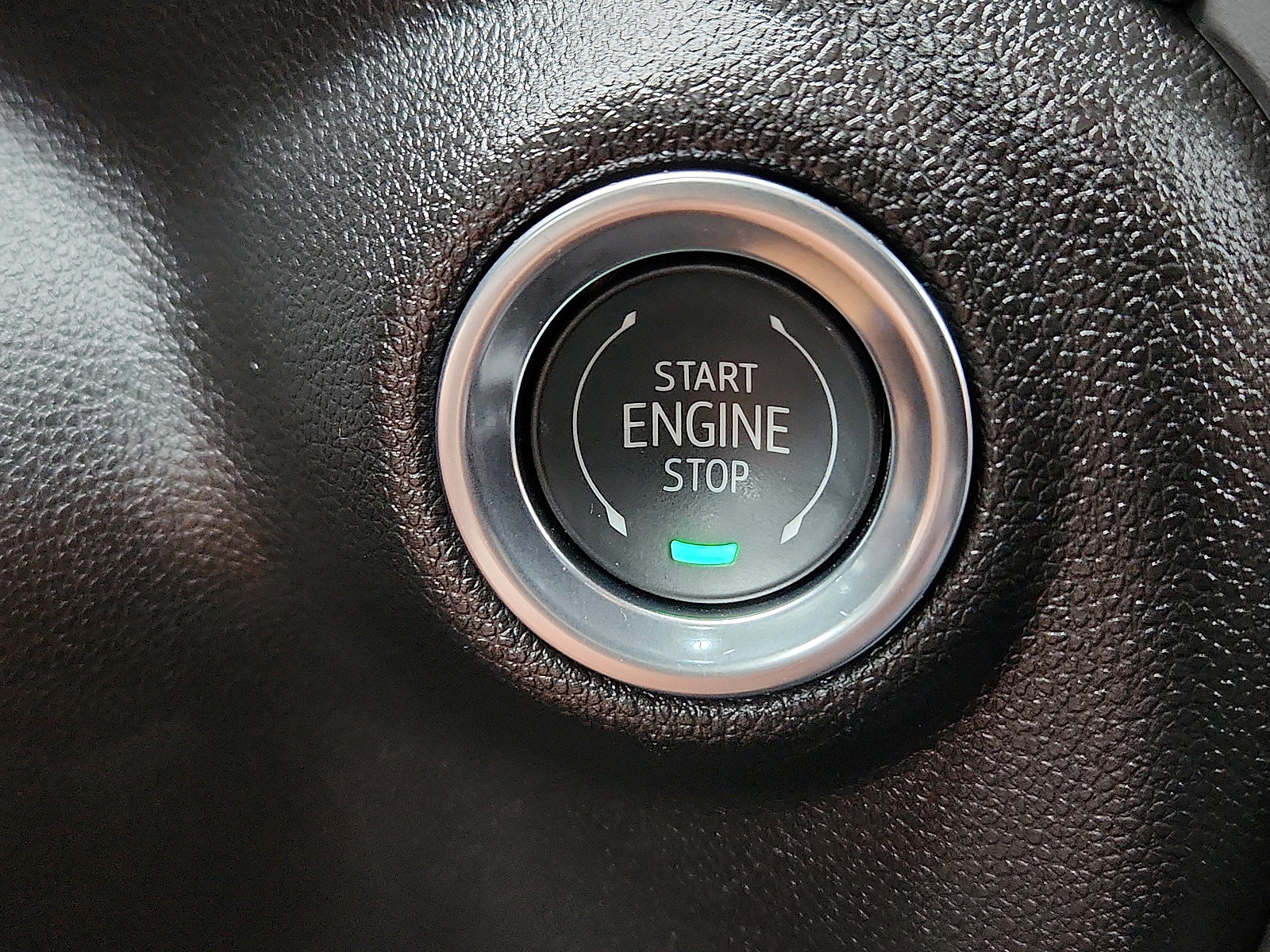 Used 2025 Chevrolet Silverado 2500 Custom w/ Custom Convenience Package image 16