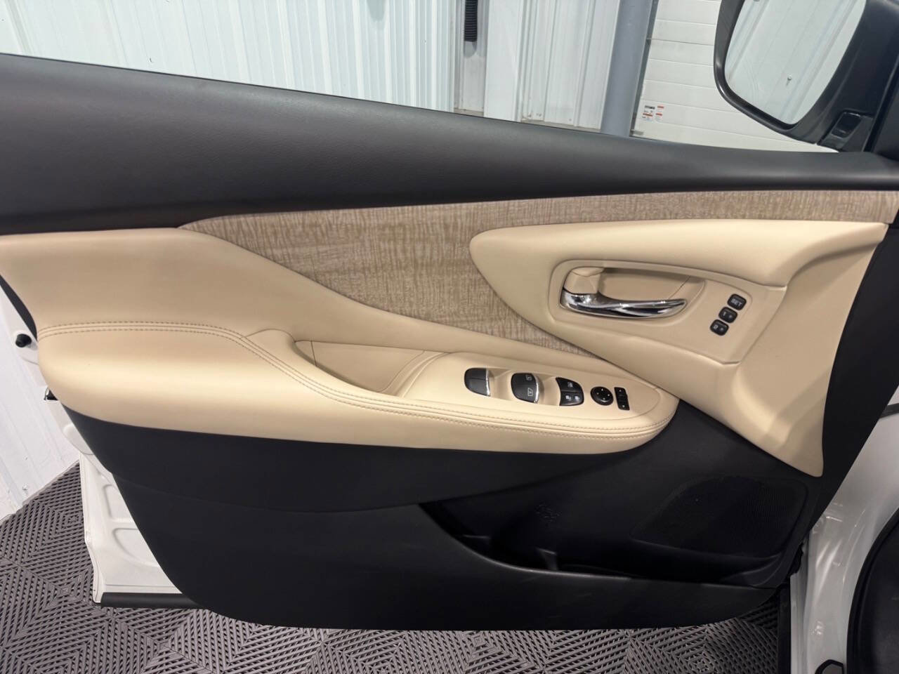 Used 2022 Nissan Murano SL AWD/4WD image 10