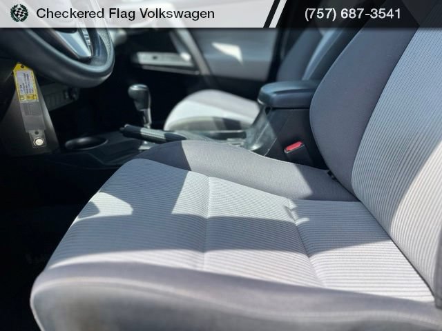 Used 2014 Toyota RAV4 XLE FWD image 23