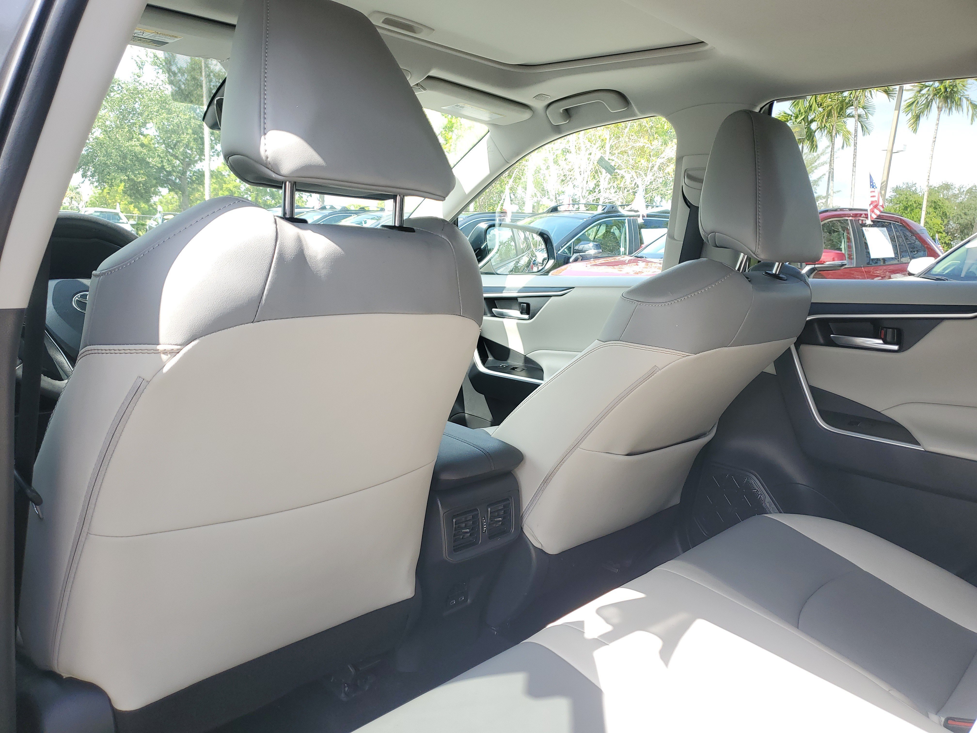 Used 2025 Toyota RAV4 XLE Premium w/ Weather Package FWD image 13