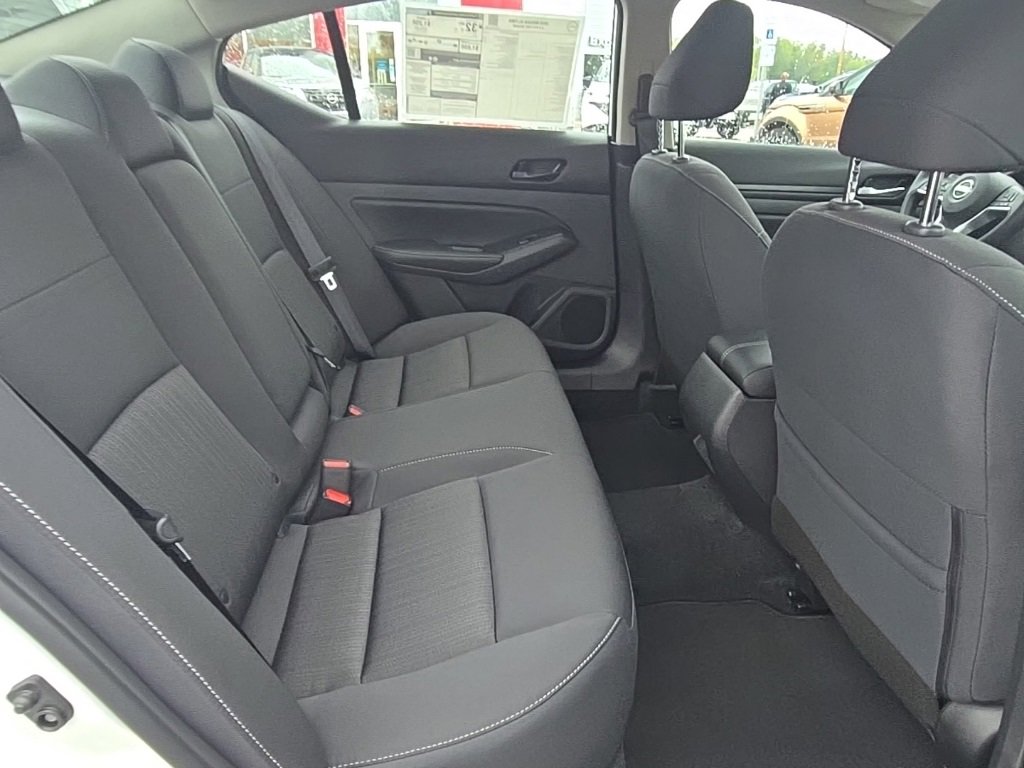 New 2025 Nissan Altima 2.5 SV image 27