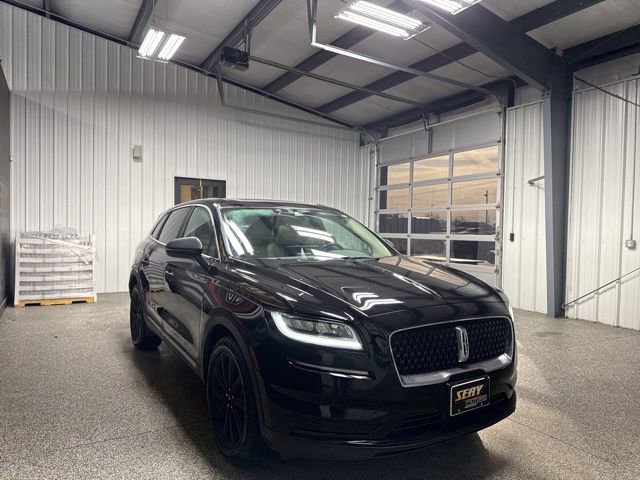 Used 2023 Lincoln Nautilus Reserve w/ Monochromatic Package image 32