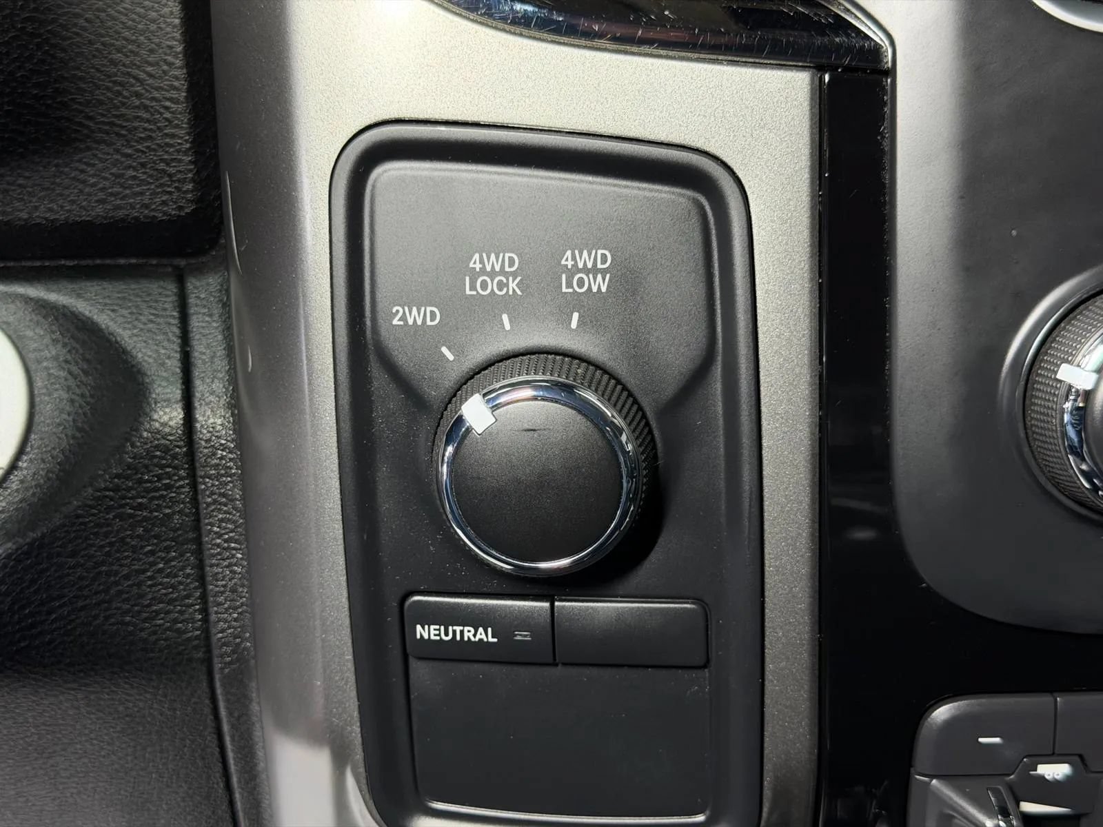 Used 2018 RAM 2500 Big Horn w/ Sport Appearance Group AWD/4WD image 30