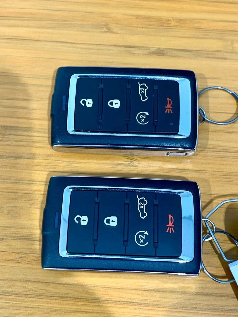 Used 2022 Jeep Grand Cherokee L Limited AWD/4WD image 55