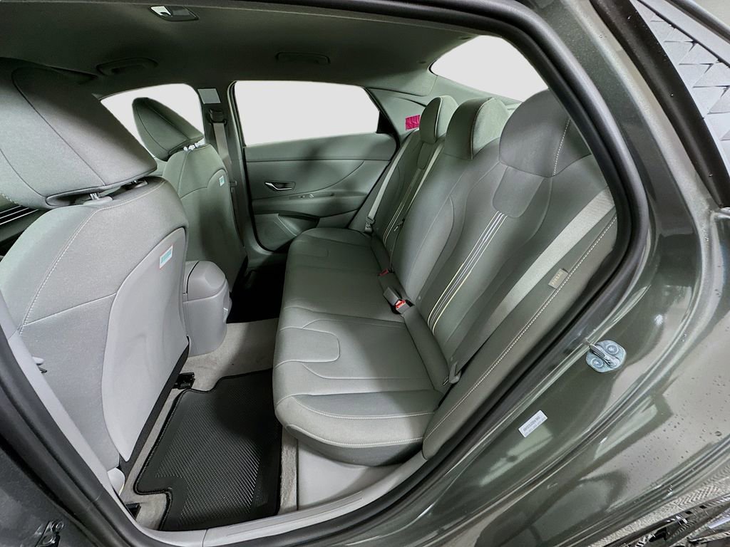 New 2026 Hyundai Elantra Sport image 16