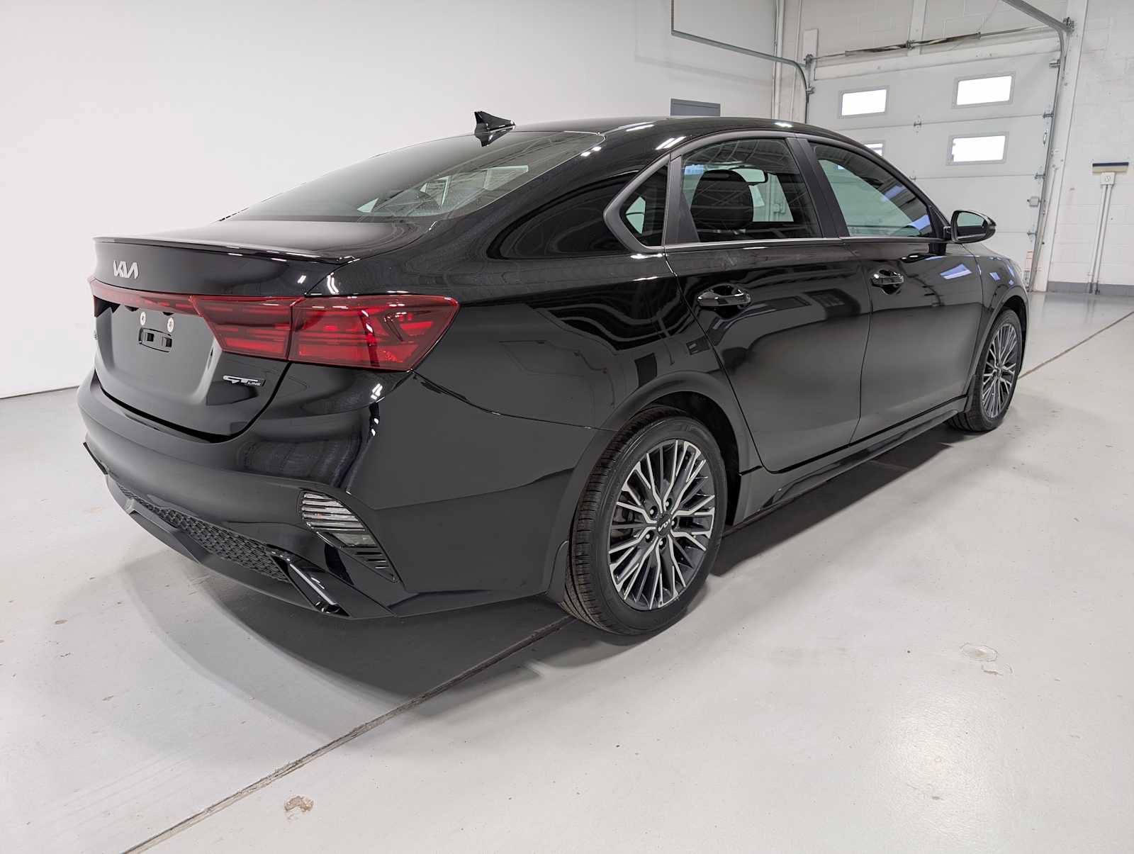 Certified 2024 Kia Forte GT-Line w/ GT-Line Premium Package image 8