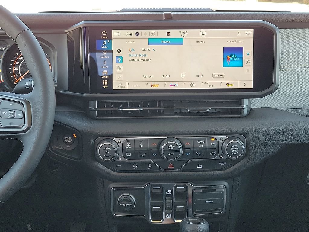 New 2026 Jeep Gladiator Sport image 10