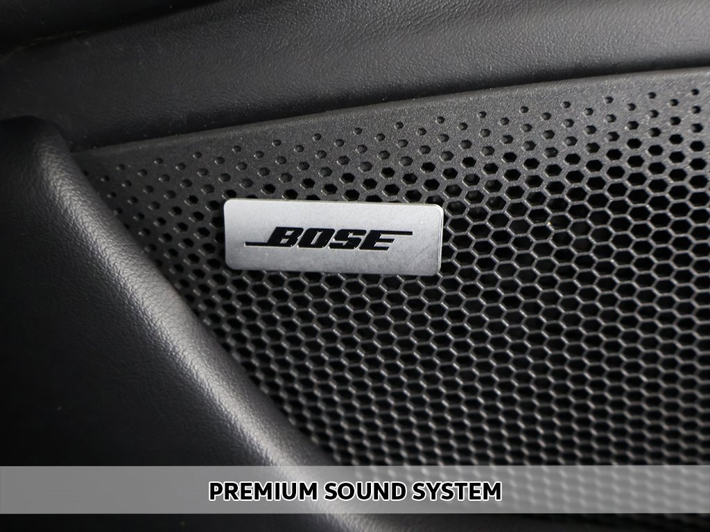 Used 2021 Porsche Taycan Turbo image 5