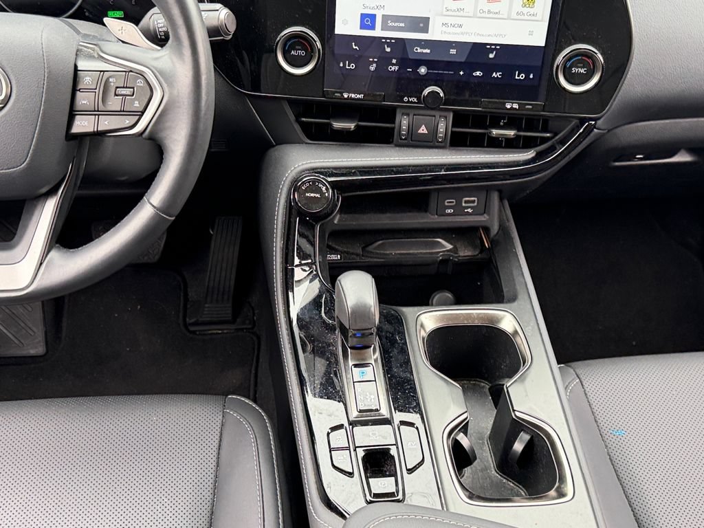 Used 2024 Lexus NX 350h AWD w/ Cold Area Package image 14