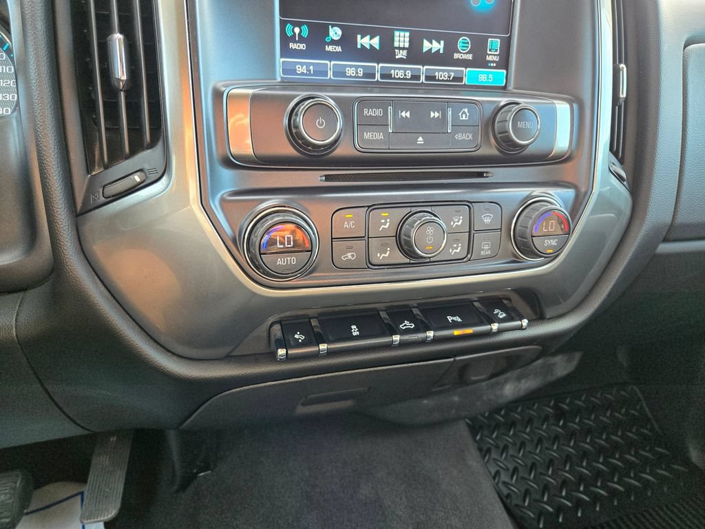 Used 2018 Chevrolet Silverado 1500 LT w/ All Star Edition AWD/4WD image 24