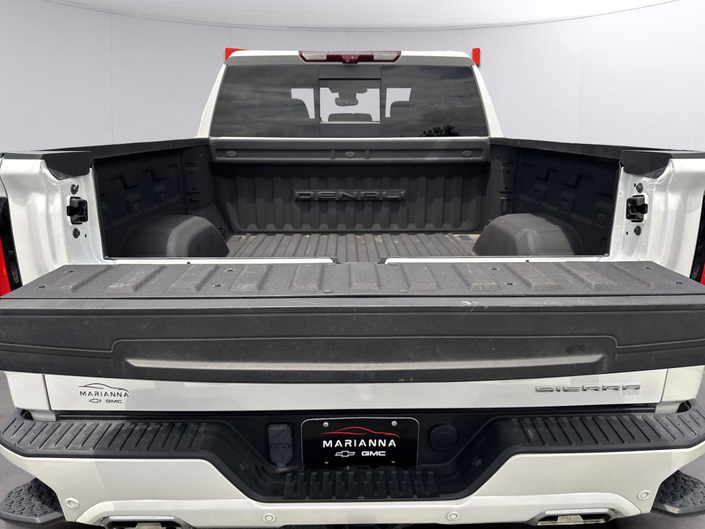 Used 2024 GMC Sierra 1500 Denali Ultimate AWD/4WD image 34