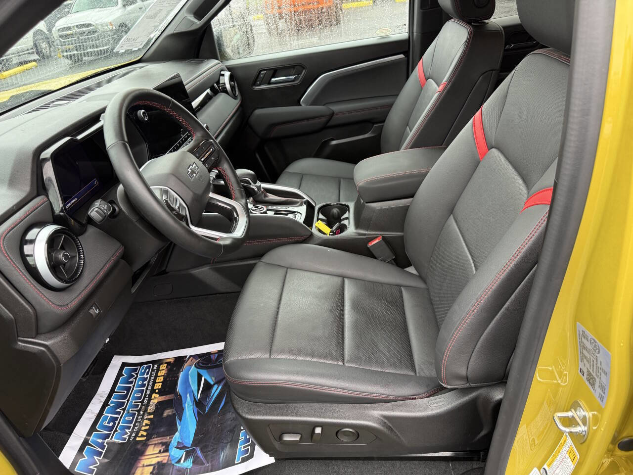 Used 2023 Chevrolet Colorado Z71 w/ Z71 Convenience Package 2 AWD/4WD image 14