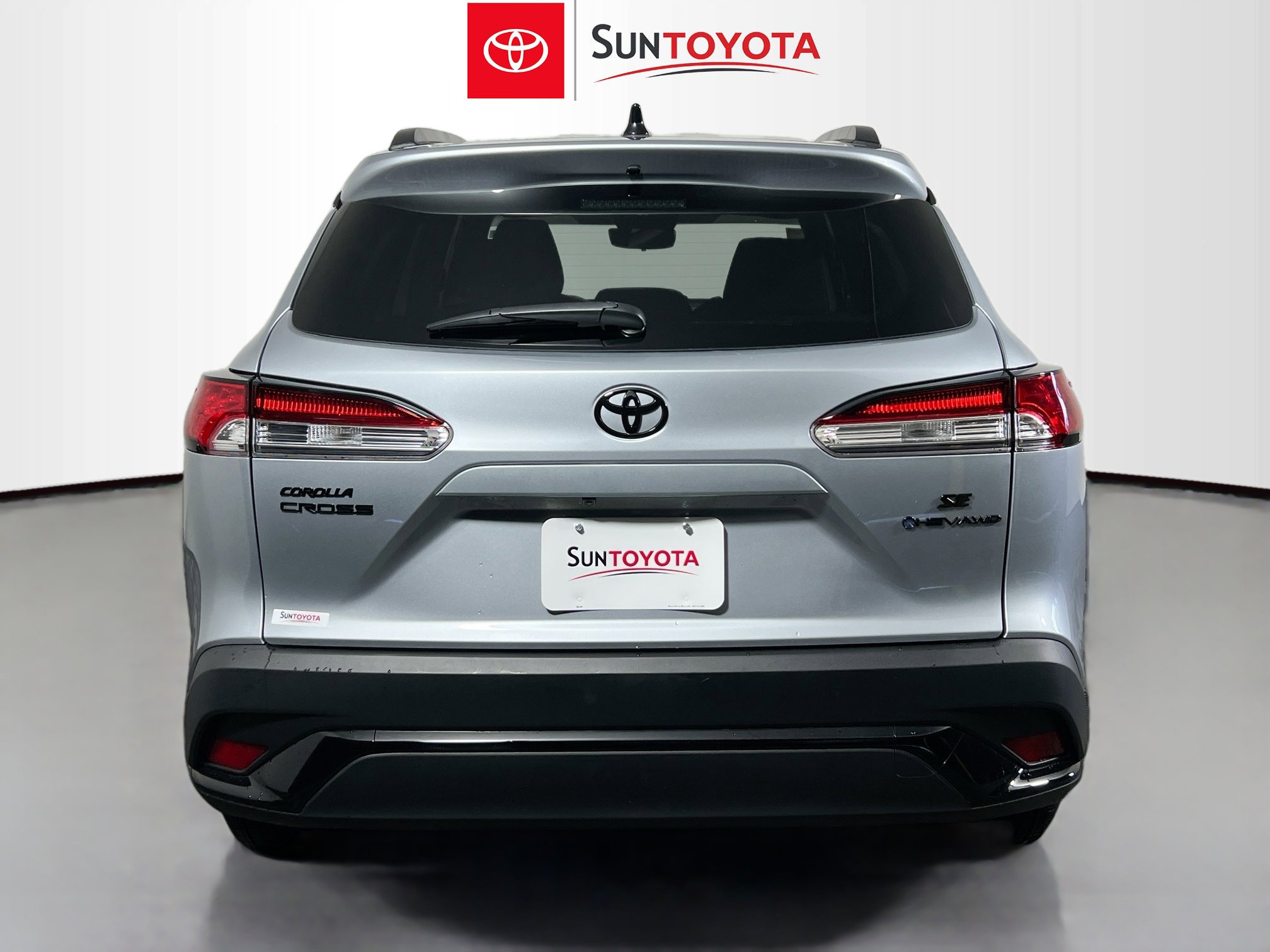 Used 2025 Toyota Corolla Cross AWD Hybrid image 5