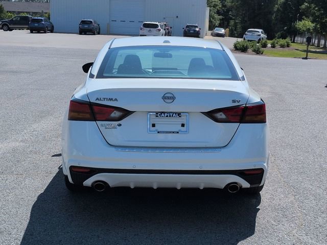 Used 2023 Nissan Altima 2.5 SV w/ SV Premium Package FWD image 4