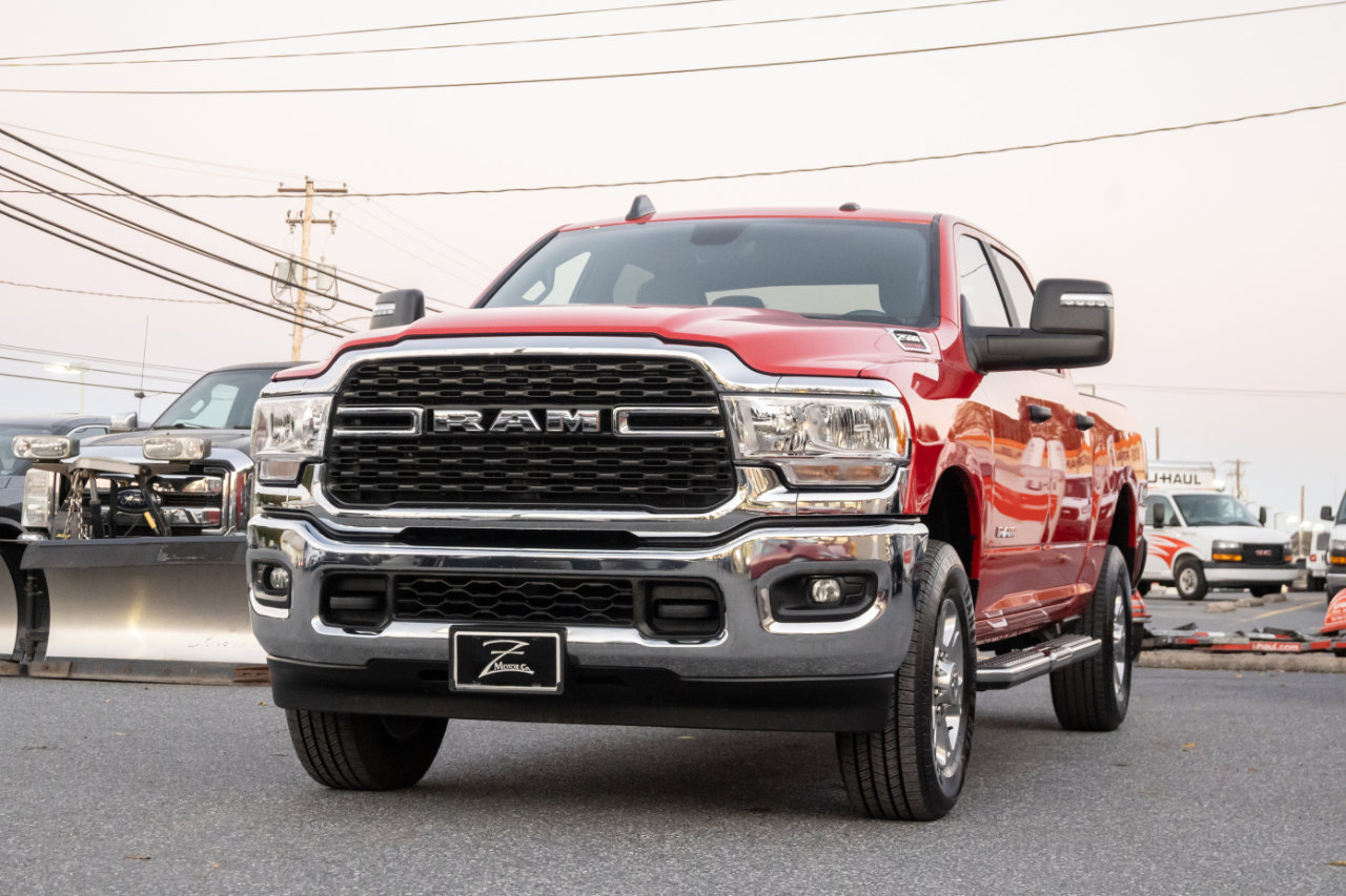 Used 2024 RAM 2500 Big Horn w/ Bed Utility Group image 4