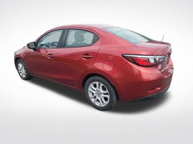 Used 2017 Toyota Yaris iA image 6