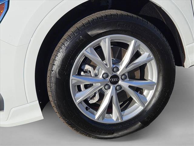 New 2025 Audi Q3 2.0T Premium image 10