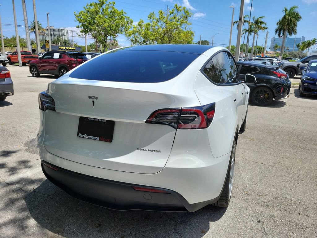 Used 2023 Tesla Model Y Long Range AWD/4WD image 8