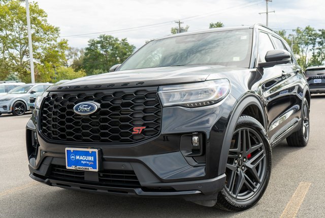 Used 2025 Ford Explorer ST
