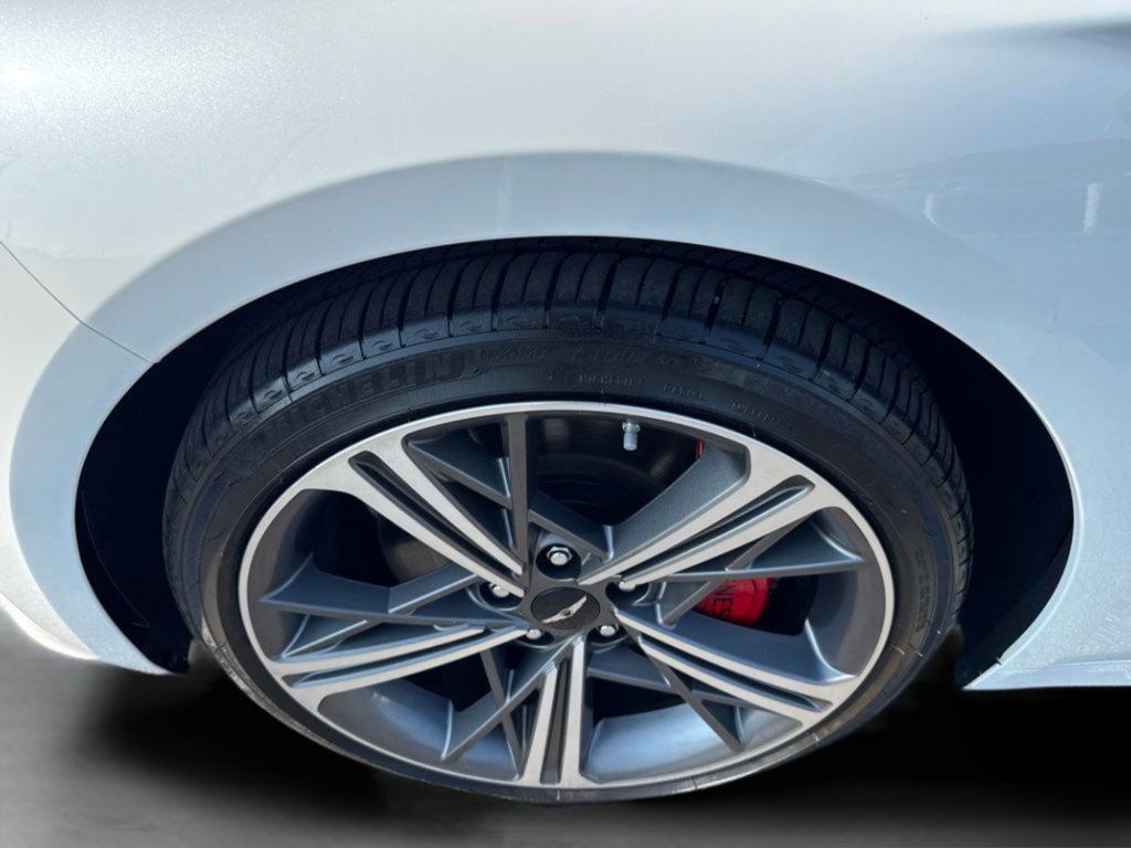 Used 2025 Genesis G70 2.5T w/ Sport Prestige Package RWD image 22