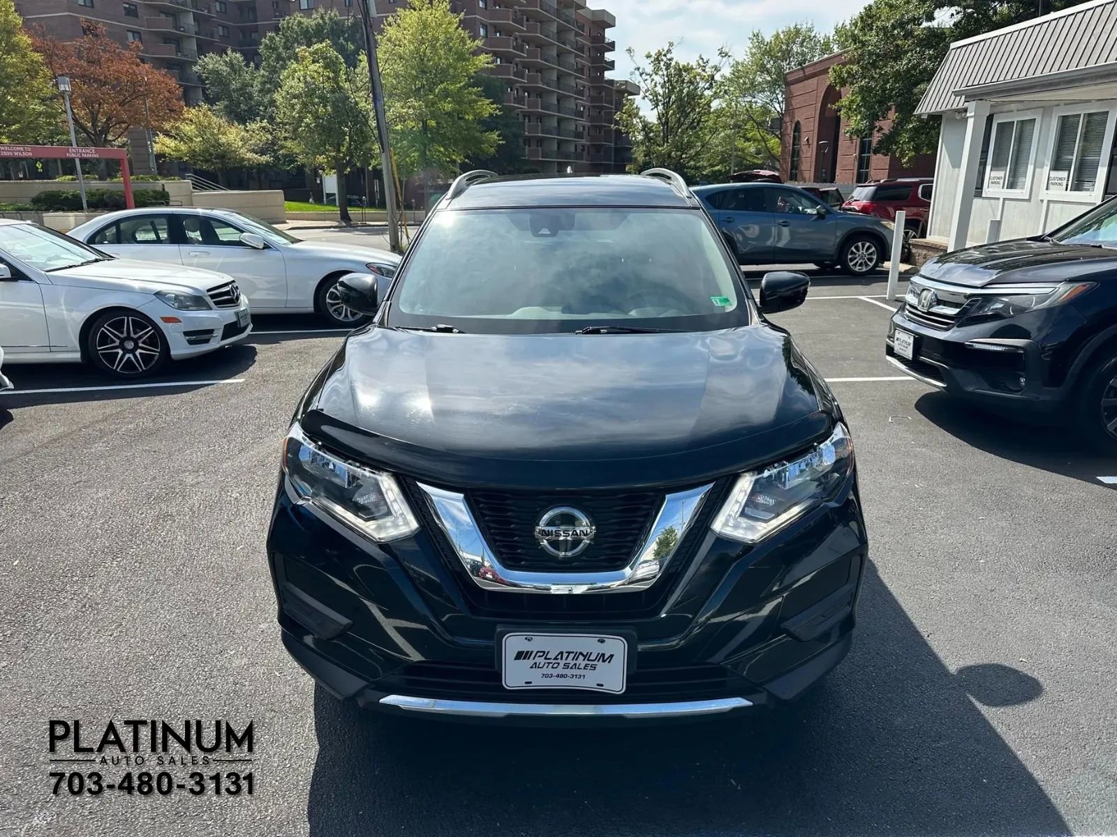 Used 2019 Nissan Rogue SV image 5