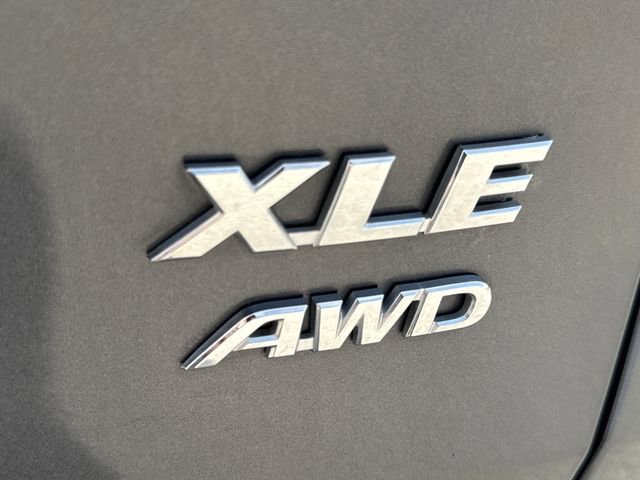 Used 2023 Toyota RAV4 XLE Premium AWD/4WD image 6