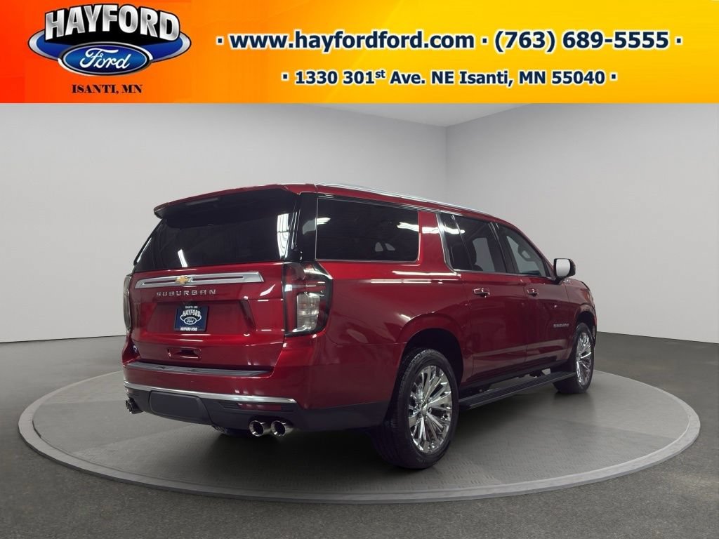 Used 2021 Chevrolet Suburban High Country w/ Premium Package AWD/4WD image 3