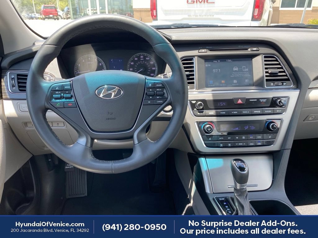 Used 2017 Hyundai Sonata Limited FWD image 2