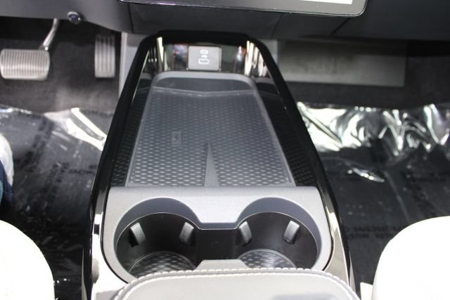 Used 2022 Ford Mustang Mach-E Premium AWD/4WD image 26