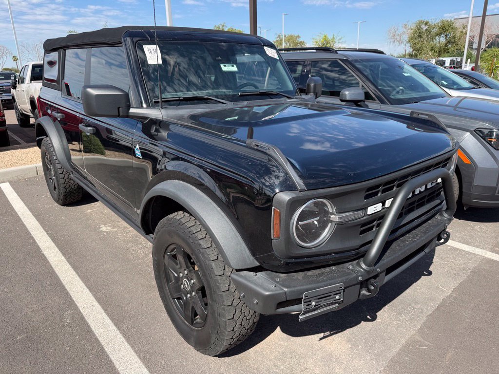 Used 2022 Ford Bronco Black Diamond AWD/4WD image 1