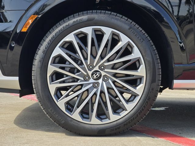 Certified 2026 Hyundai Palisade Calligraphy AWD/4WD image 11