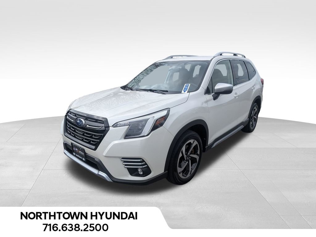 Used 2023 Subaru Forester Touring image 1